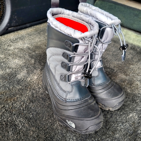 The North Face Blue and Gray Winter Boots sz 1 - Picture 7 of 9